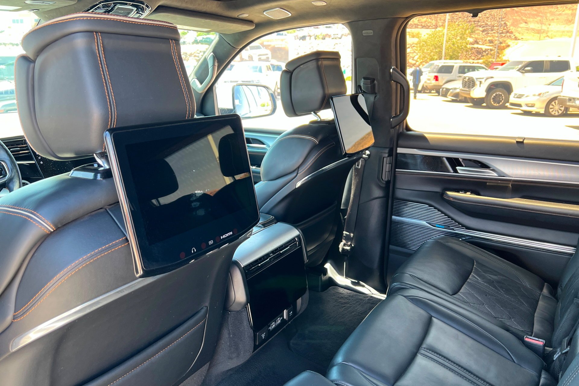 Used 2022 Bright White Clearcoat Jeep Series III image 20