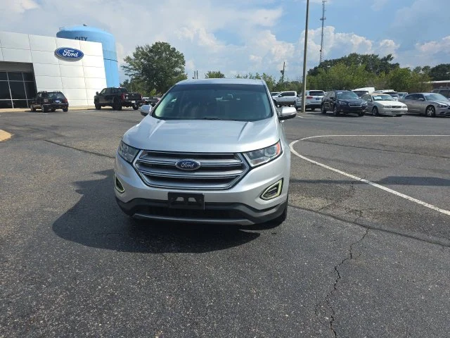 Used 2015 Ingot Silver Ford SEL image 8