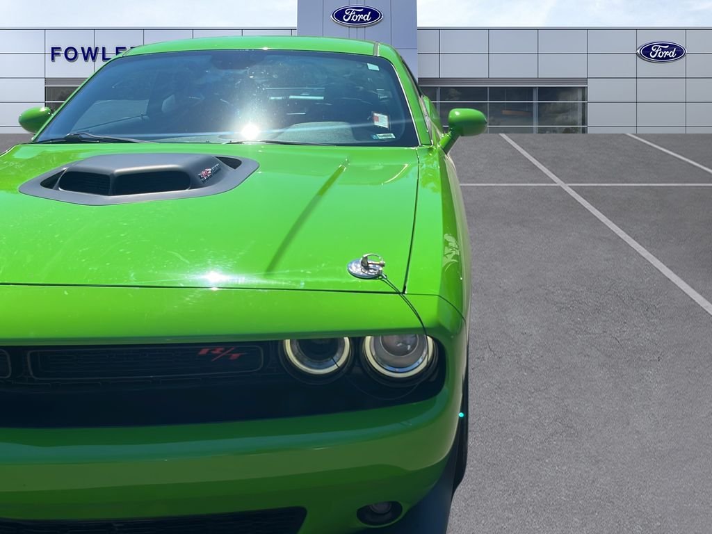 Used 2017 Green Dodge R/T image 11