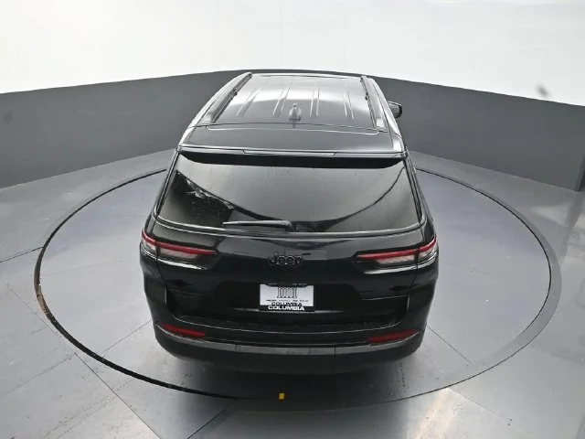 Used 2024 Black Jeep Altitude X image 16
