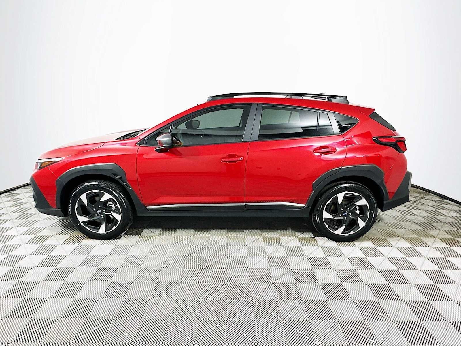 Used 2025 Lithium Red Pearl Subaru Limited image 4