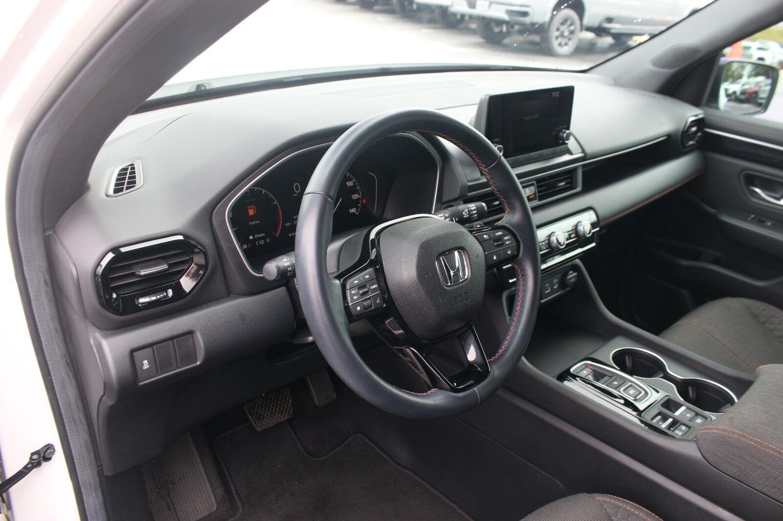Used 2025 White Honda Sport image 15