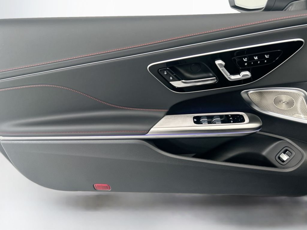 New 2027 Obsidian Black Metallic Mercedes-Benz CLE 53 AMG® image 22