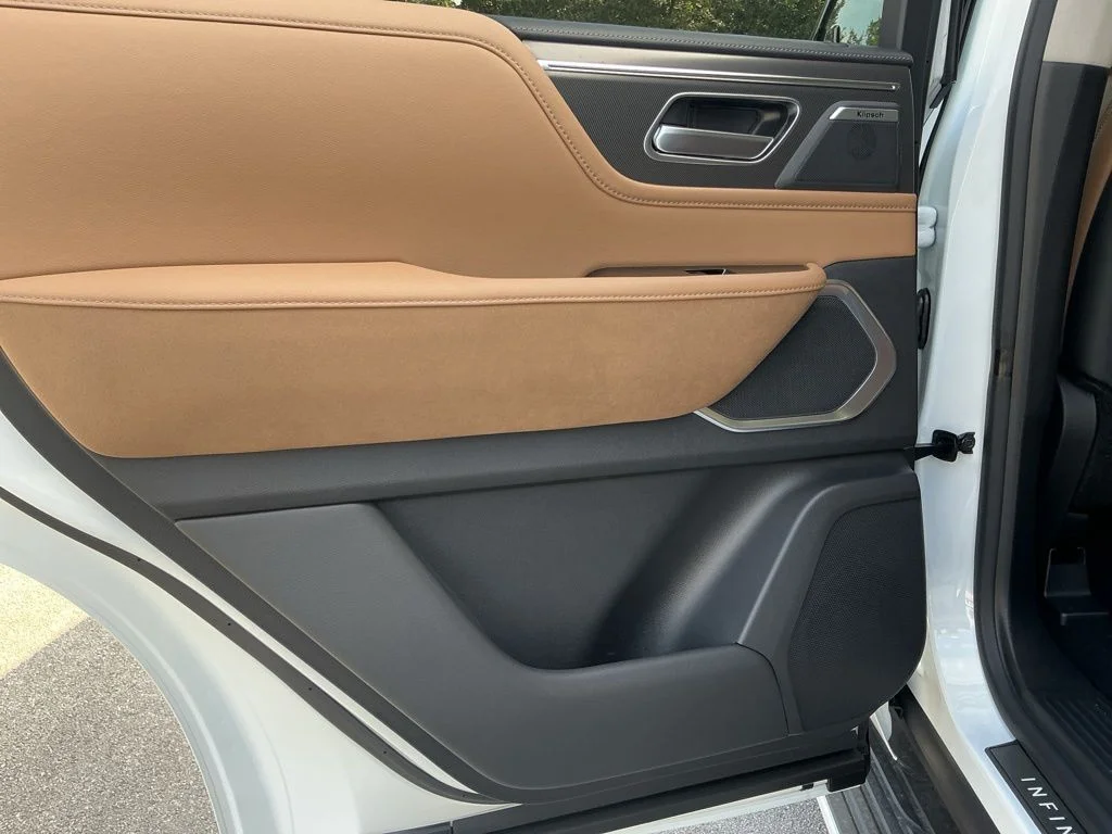 New 2026 RADIANT WHITE INFINITI Luxe 4WD image 23