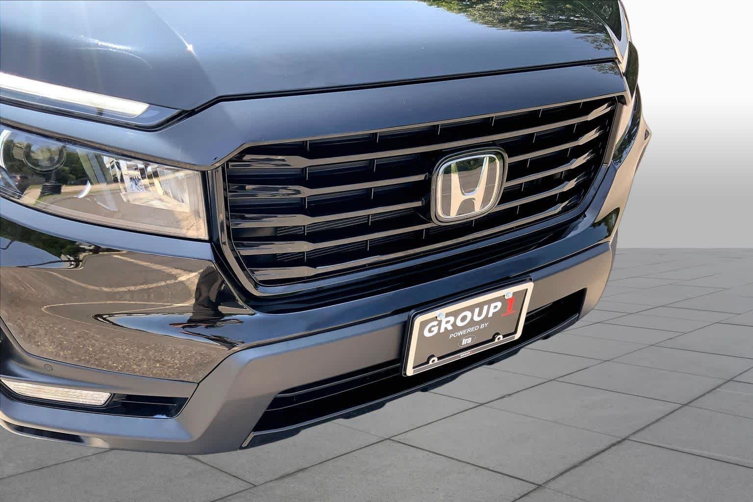 Certified Used 2023 Crystal Black Pearl Honda Black Edition image 32