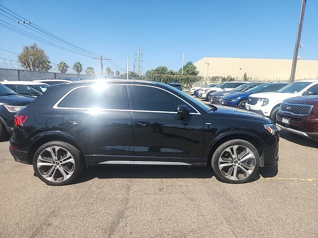 Used 2021 Black Audi Premium Plus image 16
