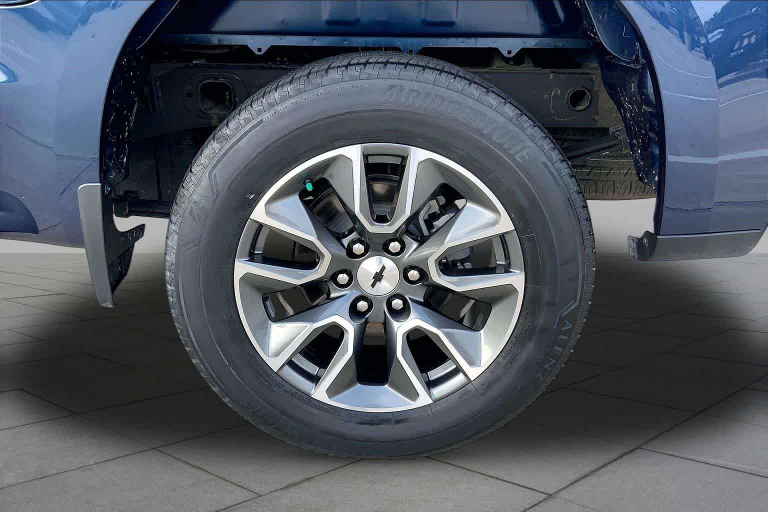 Used 2023 Northsky Blue Metallic Chevrolet RST image 11