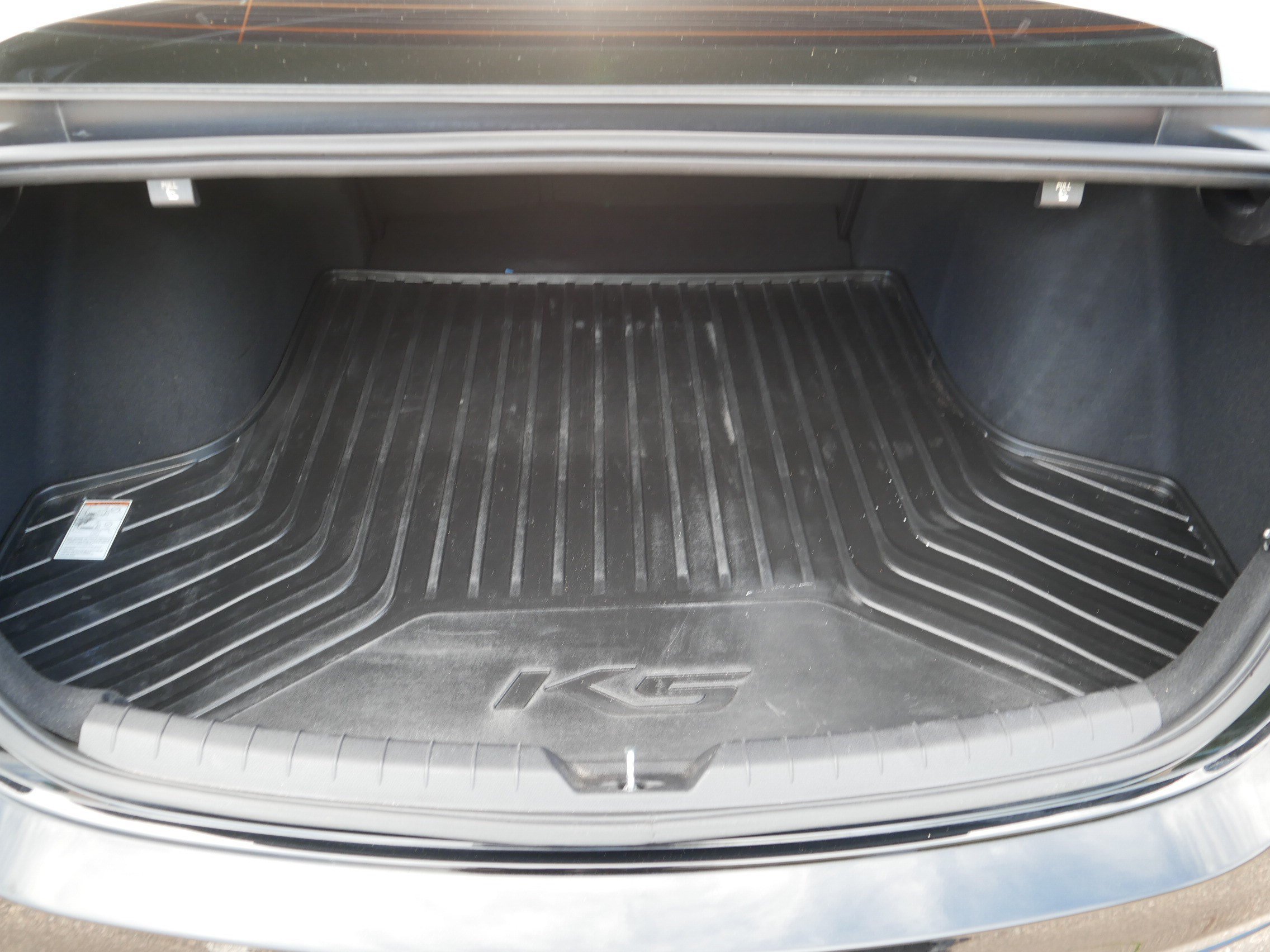 Used 2023 Ebony Black Kia EX image 18