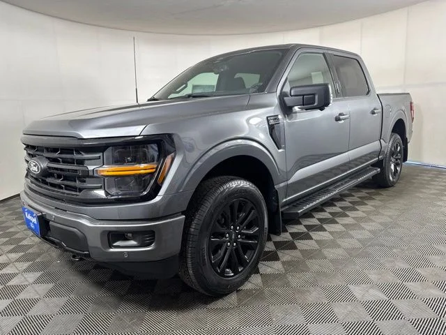 New 2026 Carbonized Gray Metallic Ford XLT image 8