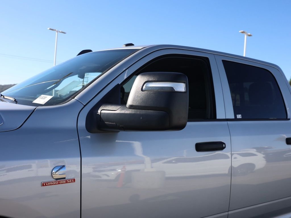 New 2026 Silver-Zynith Exterior Paint RAM Tradesman image 11