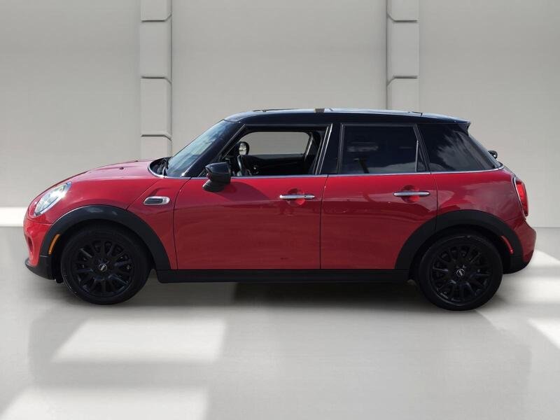 Used 2020 MINI Hardtop 4 Door Base with VIN WMWXU7C06L2M13506 for sale in Avon Park, FL