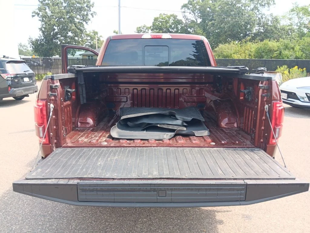 Used 2017 Bronze Fire Metallic Ford Lariat image 32
