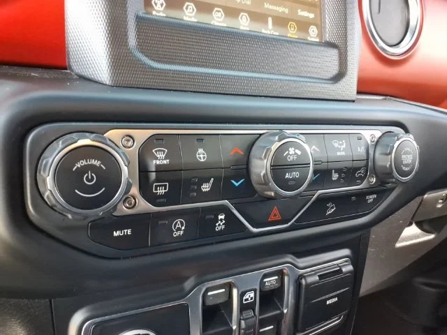 Used 2019 Blue Jeep Unlimited Rubicon image 29