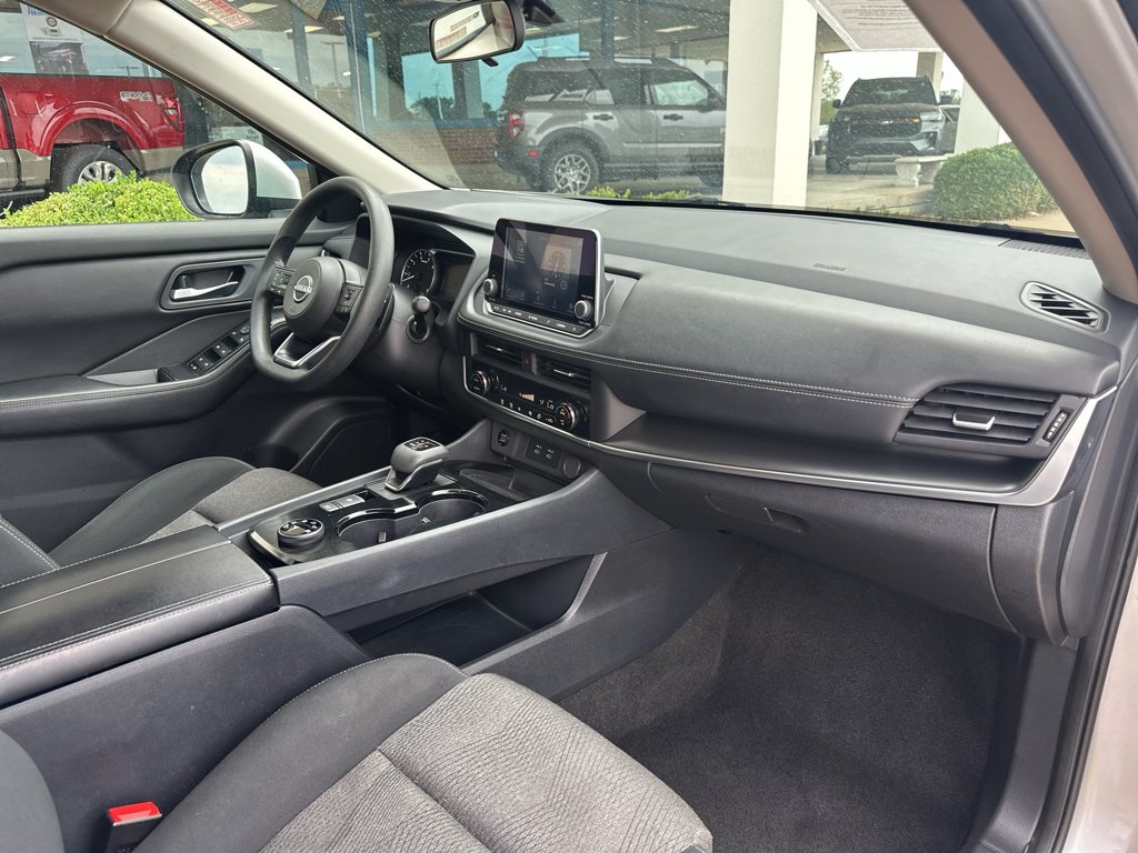 Used 2024 Brilliant Silver Metallic Nissan SV image 6