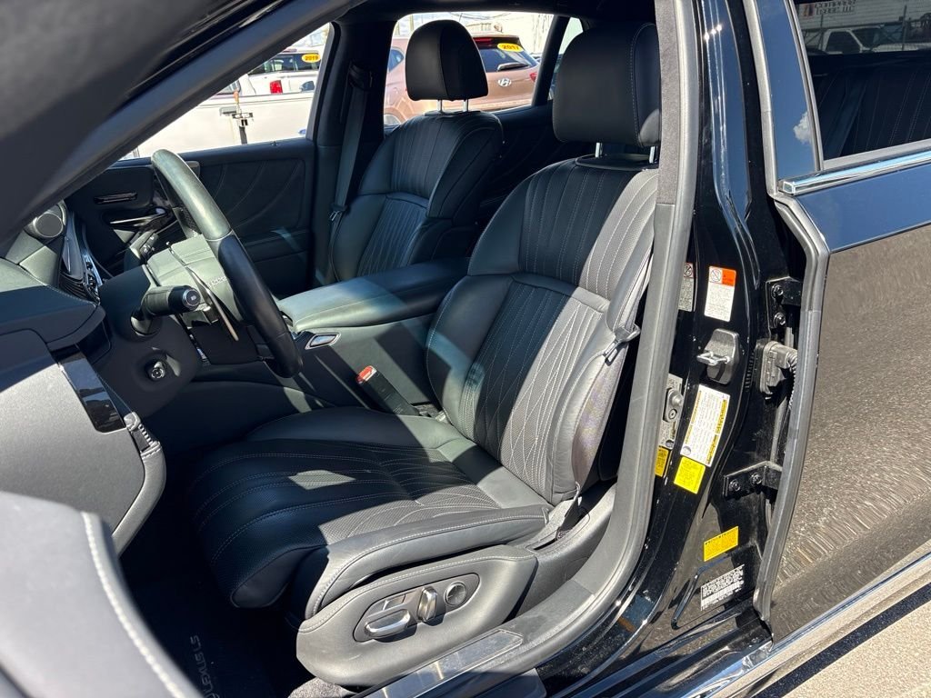 Used 2023 Black Lexus 500 Base image 9