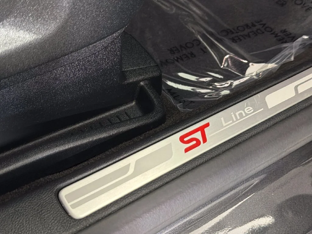 Used 2020 Gray Ford ST Line image 35