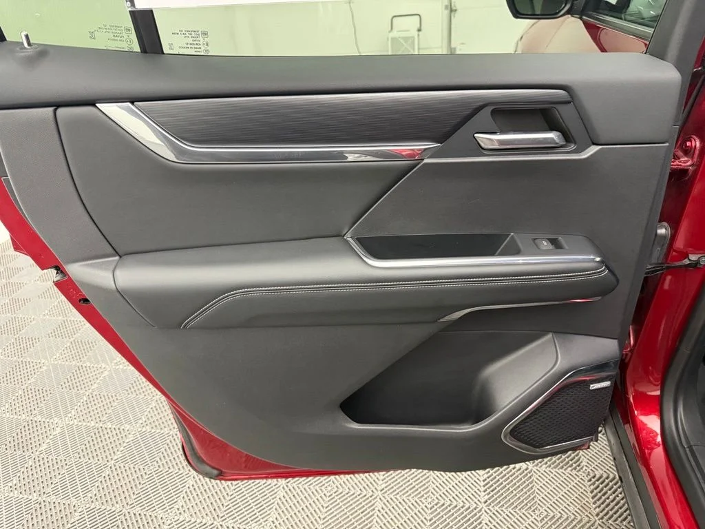 Used 2024 Red GMC Elevation image 35