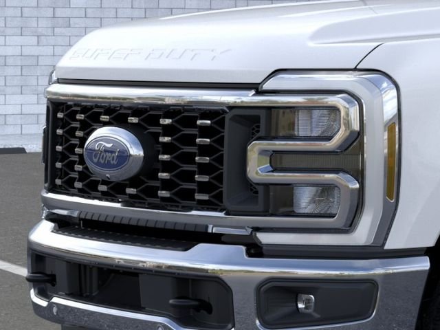 New 2026 Star White Metallic Tri-Coat Ford F-350® Lariat® image 17