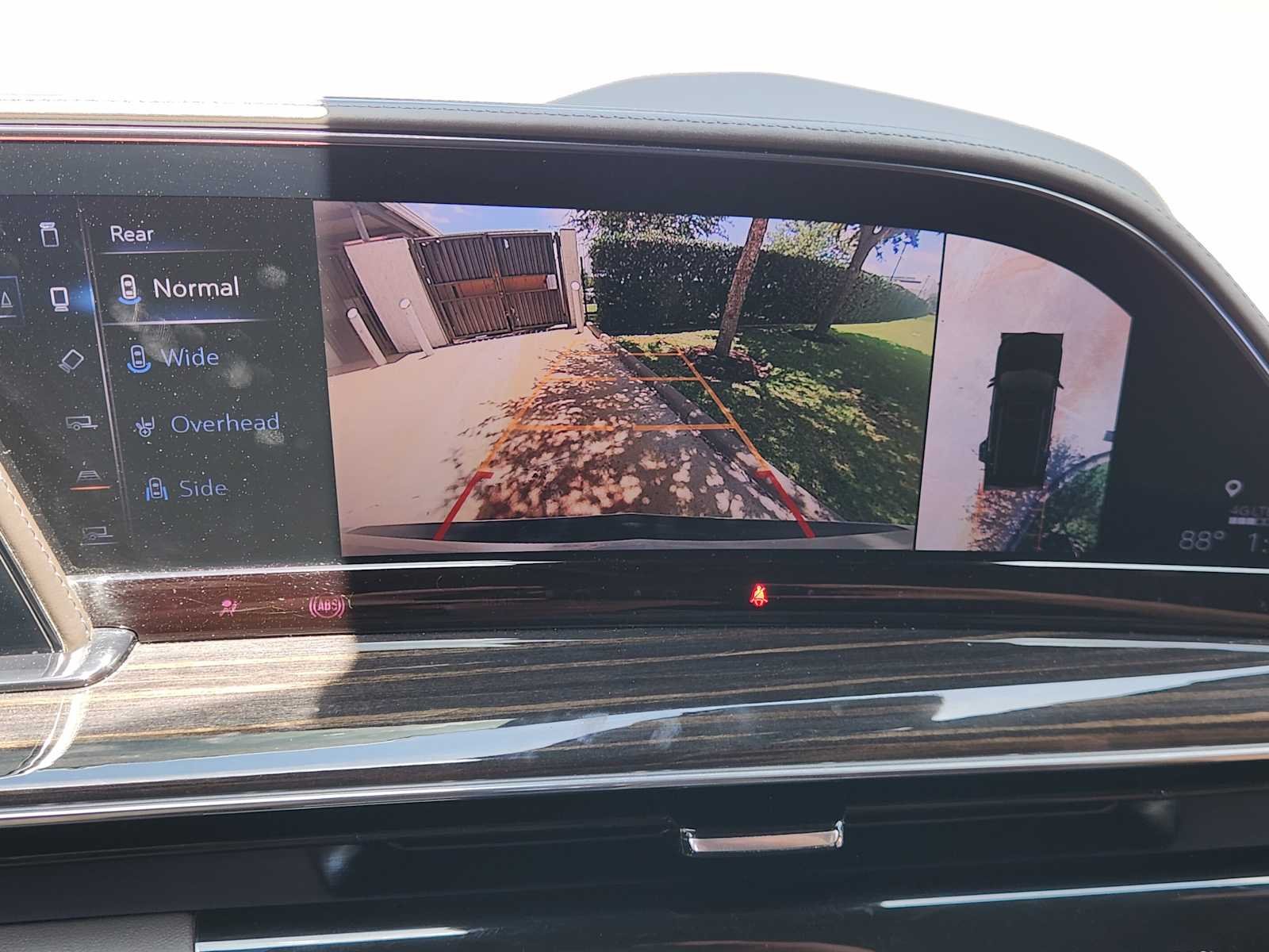 Used 2021 Crystal White Tricoat Cadillac Premium Luxury image 15