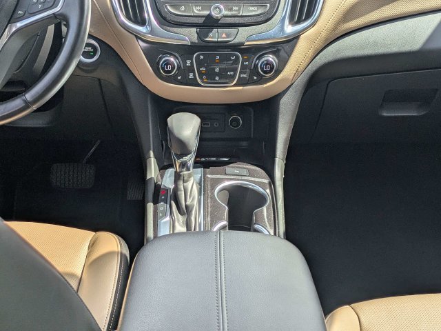 Used 2022 Pearl Chevrolet Premier image 20
