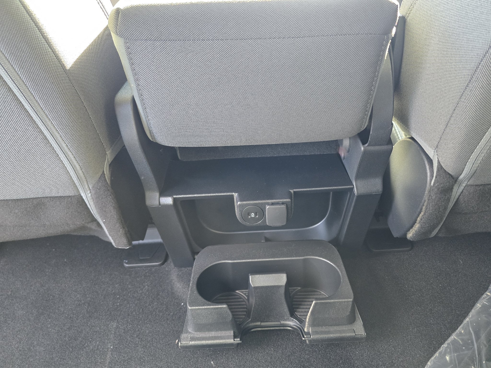 New 2026 Oxford White Ford XLT image 32