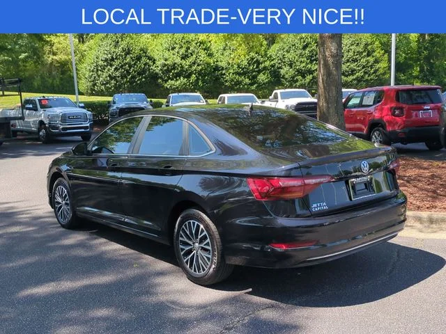 Used 2019 Black Volkswagen SEL image 3