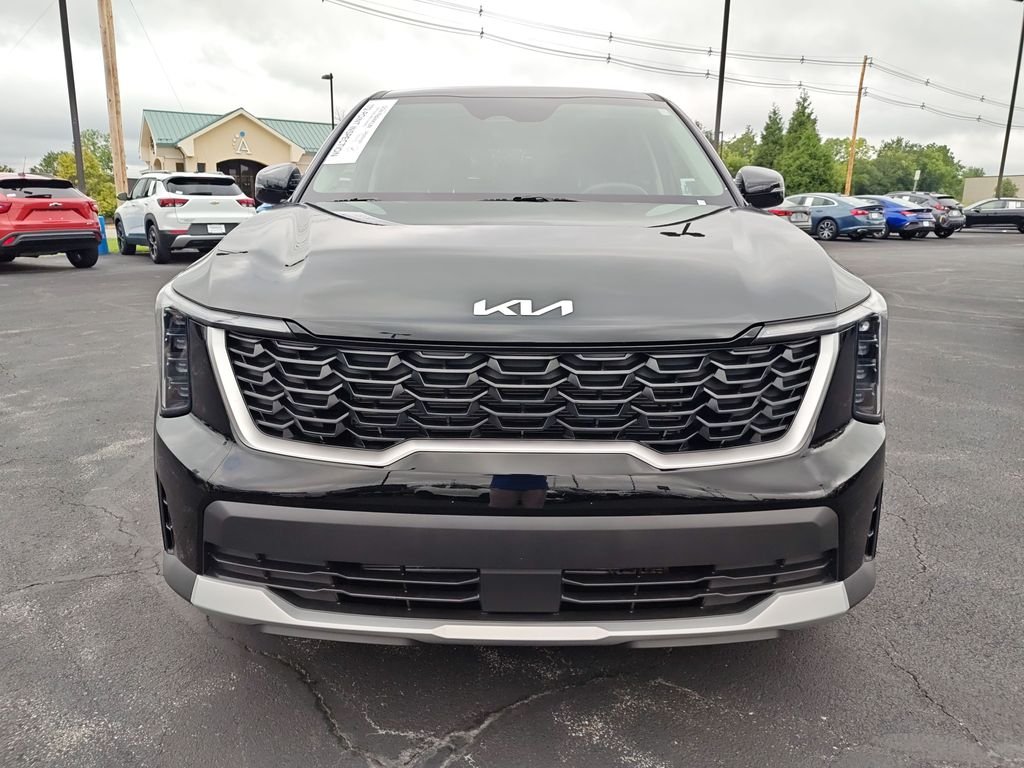 Used 2026 Black Kia LX image 8