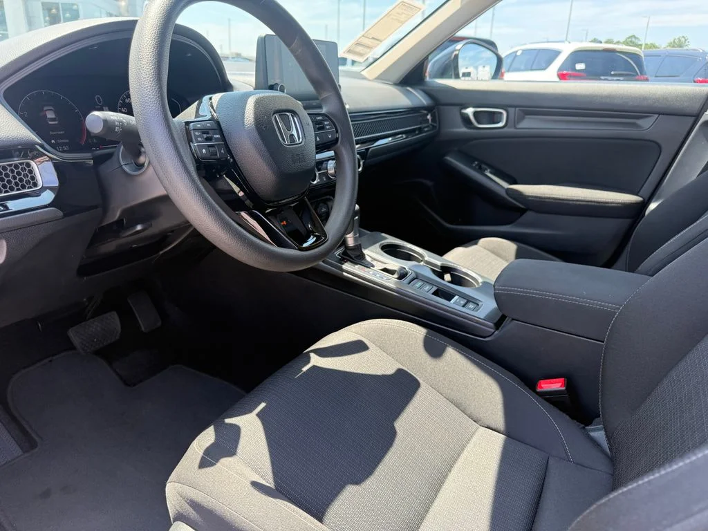 Used 2025 Gray Honda LX image 4