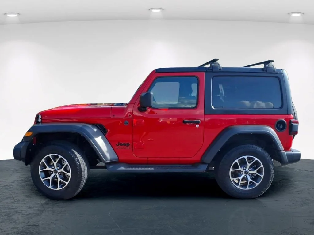 Used 2024 Red Jeep Sport S image 14