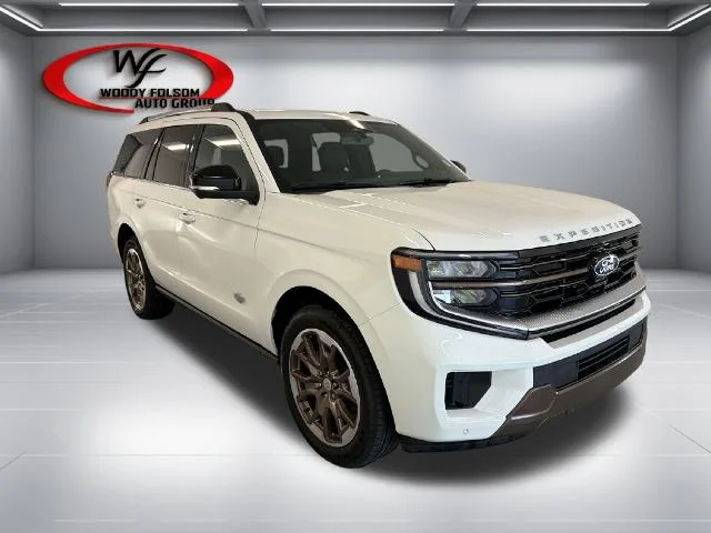 New 2027 Star White Metallic Tri-Coat Ford King Ranch® image 25