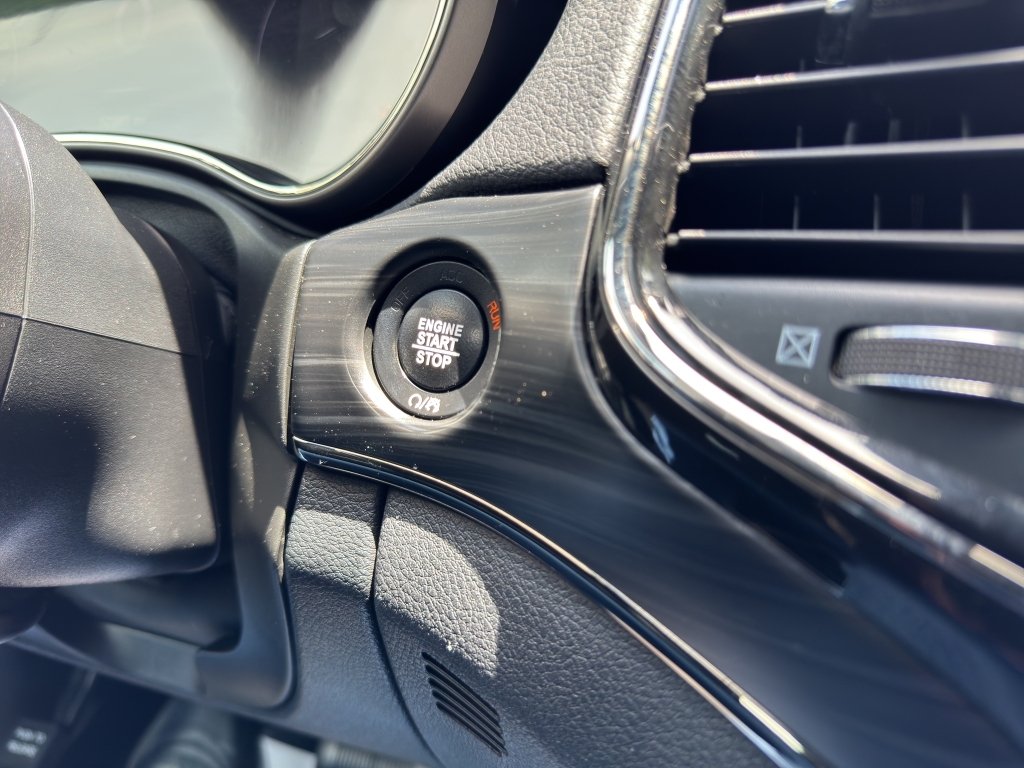 Used 2020 Bright White Jeep Limited X image 29