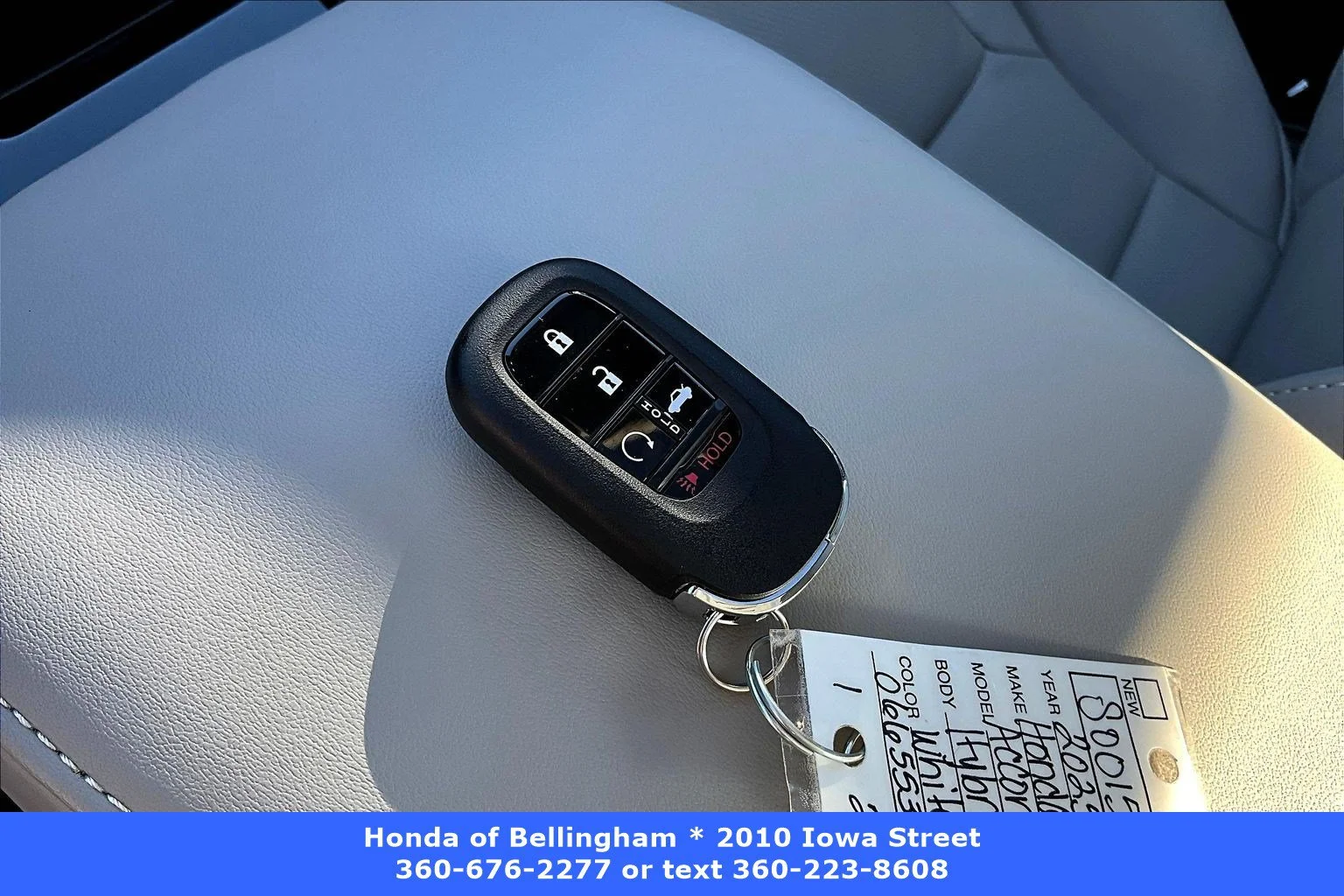 Certified Used 2025 Platinum White Pearl Honda HYBRID TOURING image 32