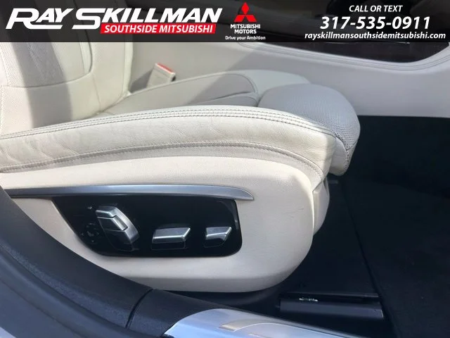 Used 2016 White BMW 750i xDrive image 24