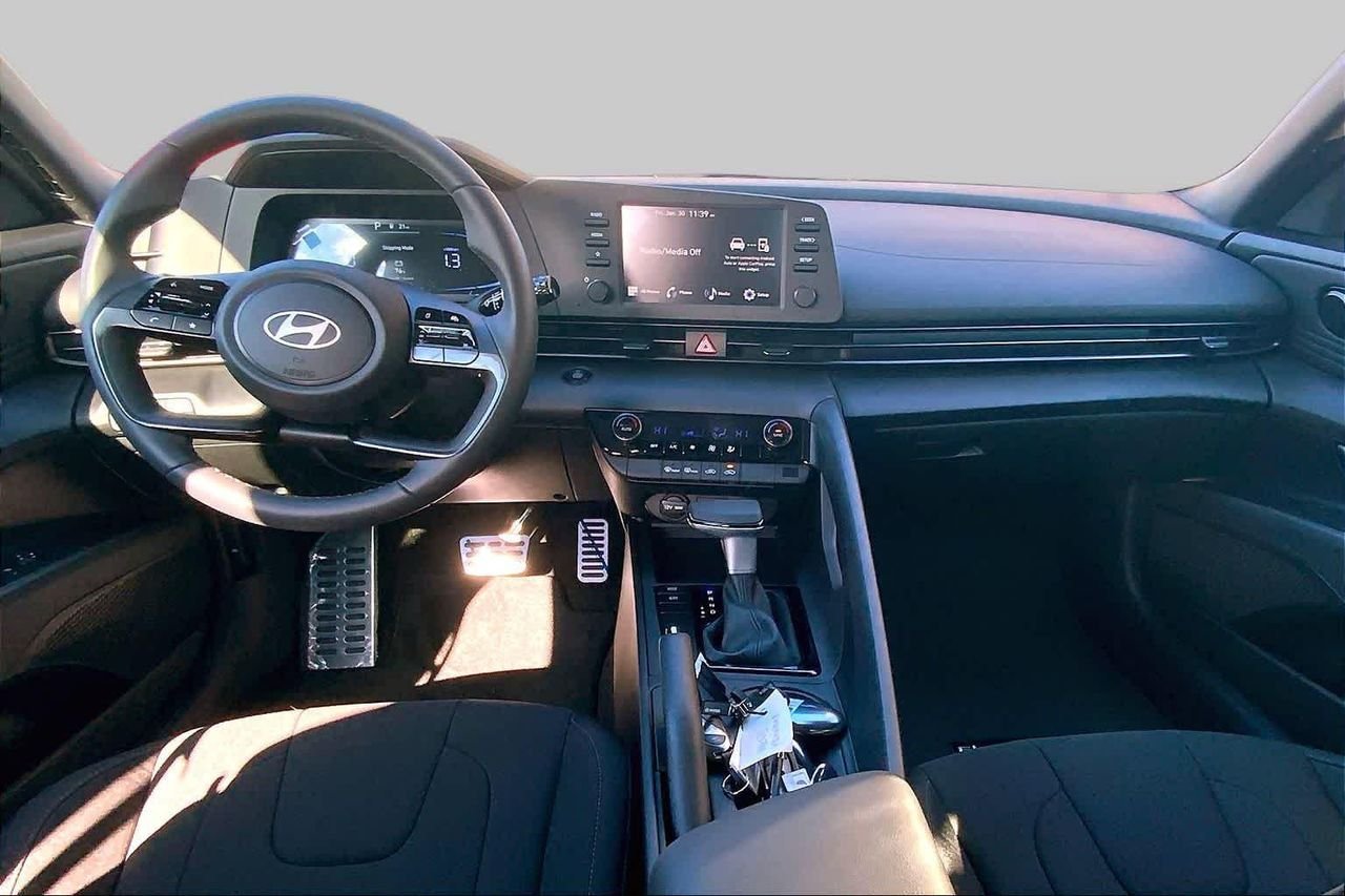 New 2026 Serenity White Hyundai SEL Sport image 5
