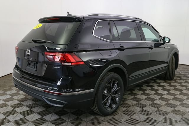 Used 2024  Volkswagen 2.0T SE image 13