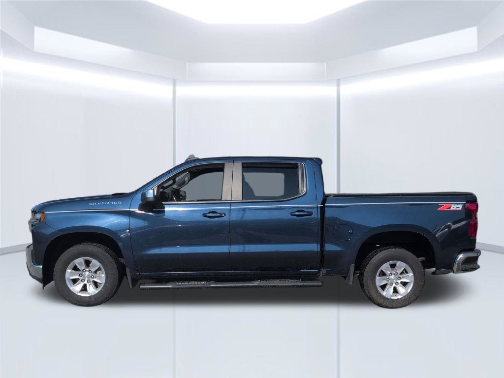 Used 2021 Blue Chevrolet LT image 2