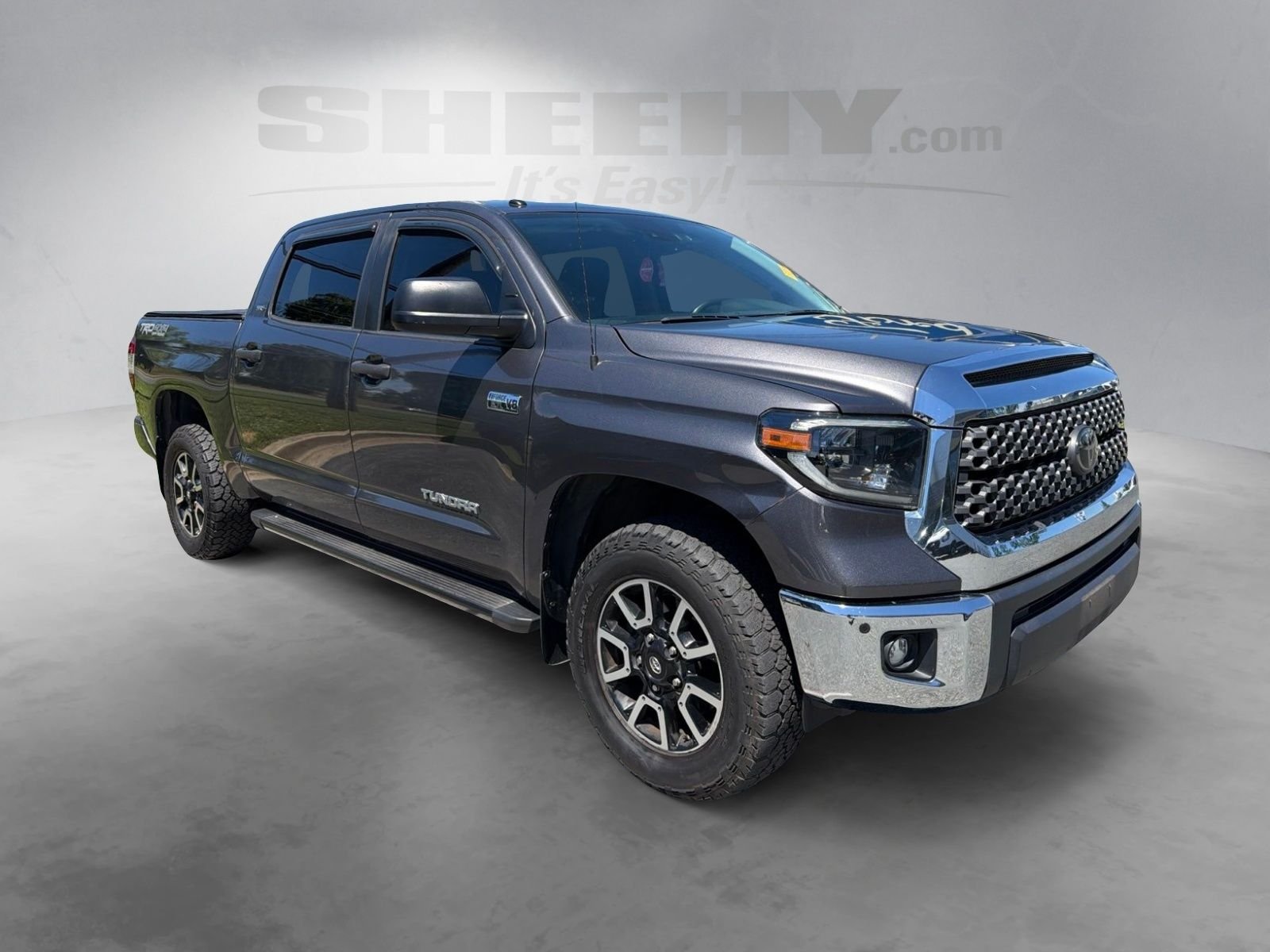 Used 2019 Gray Toyota SR5 image 2