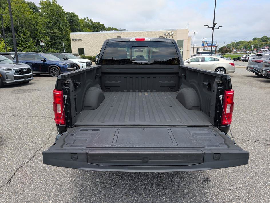 Used 2022 Black Metallic Ford XLT image 15