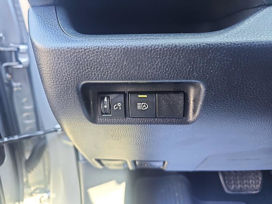 Used 2019 Silver Sky Metallic Toyota LE image 14
