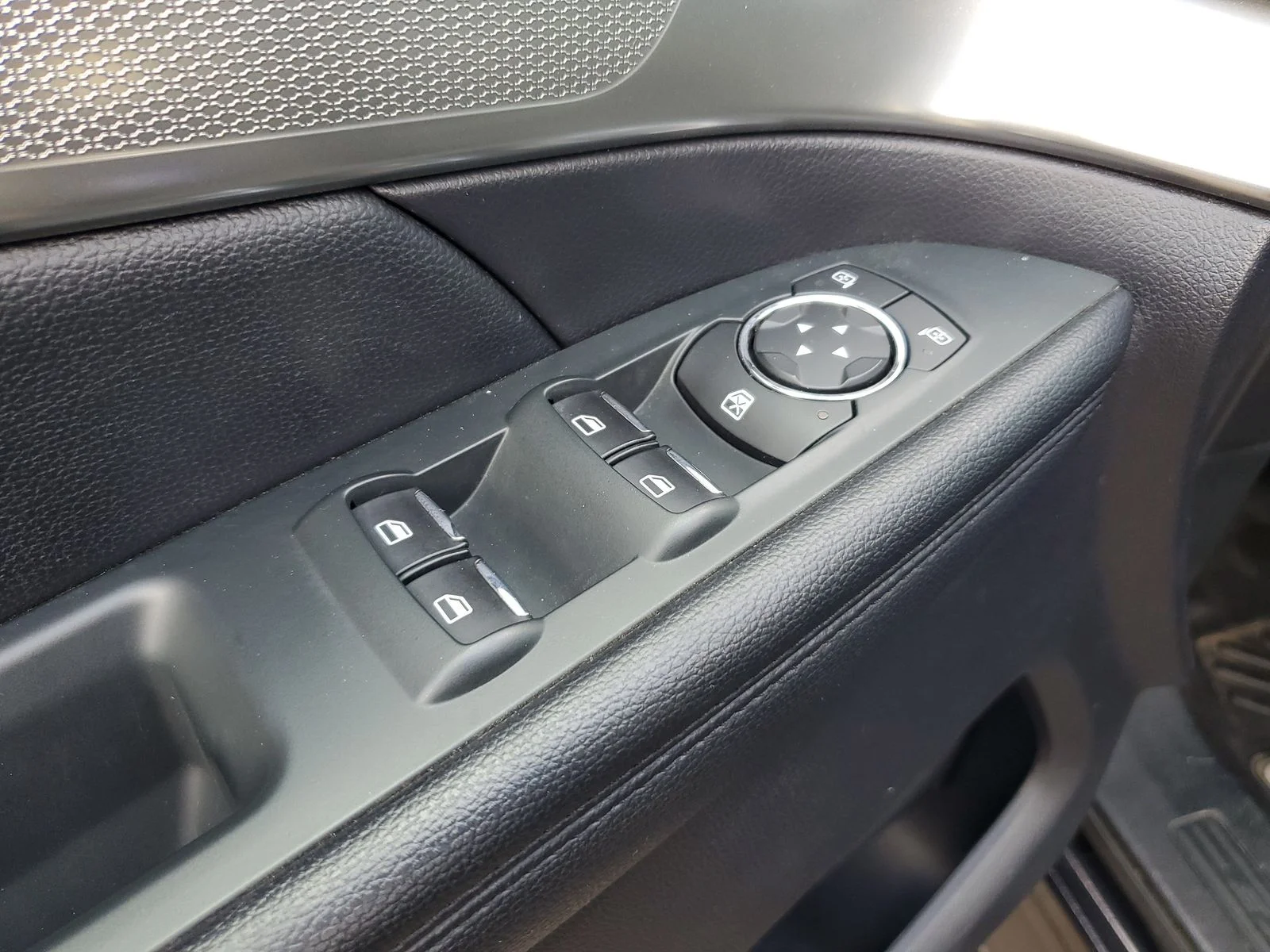 Used 2019 Black Ford XLT image 11