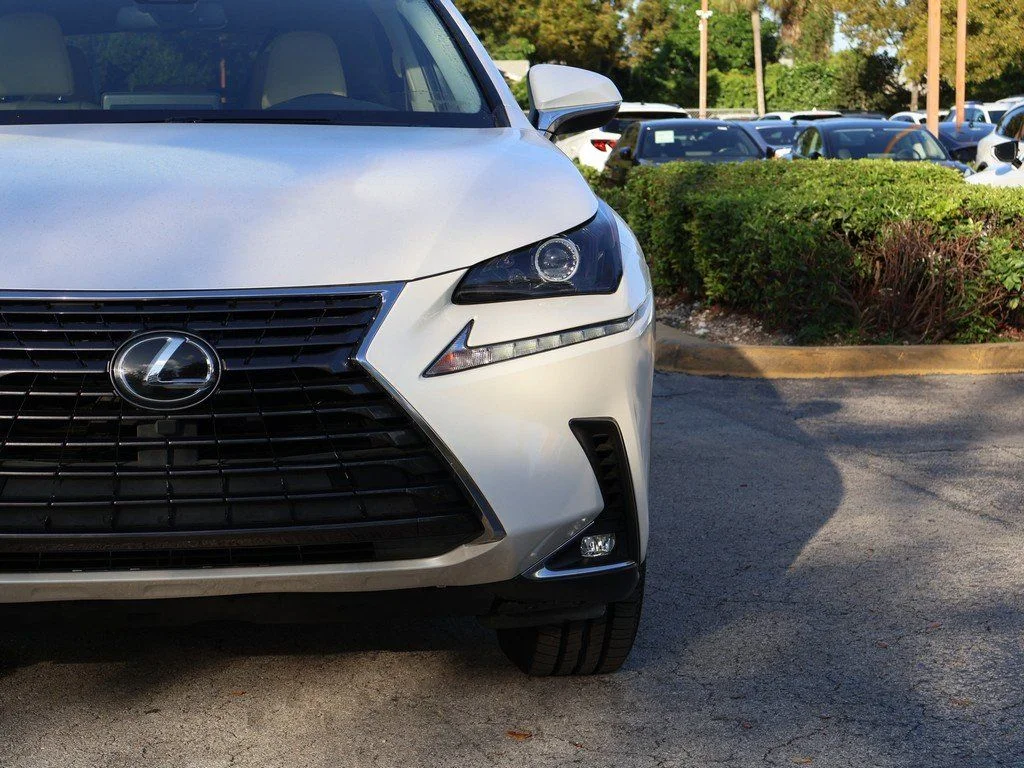 2021 Lexus NX 300 - Photo 12
