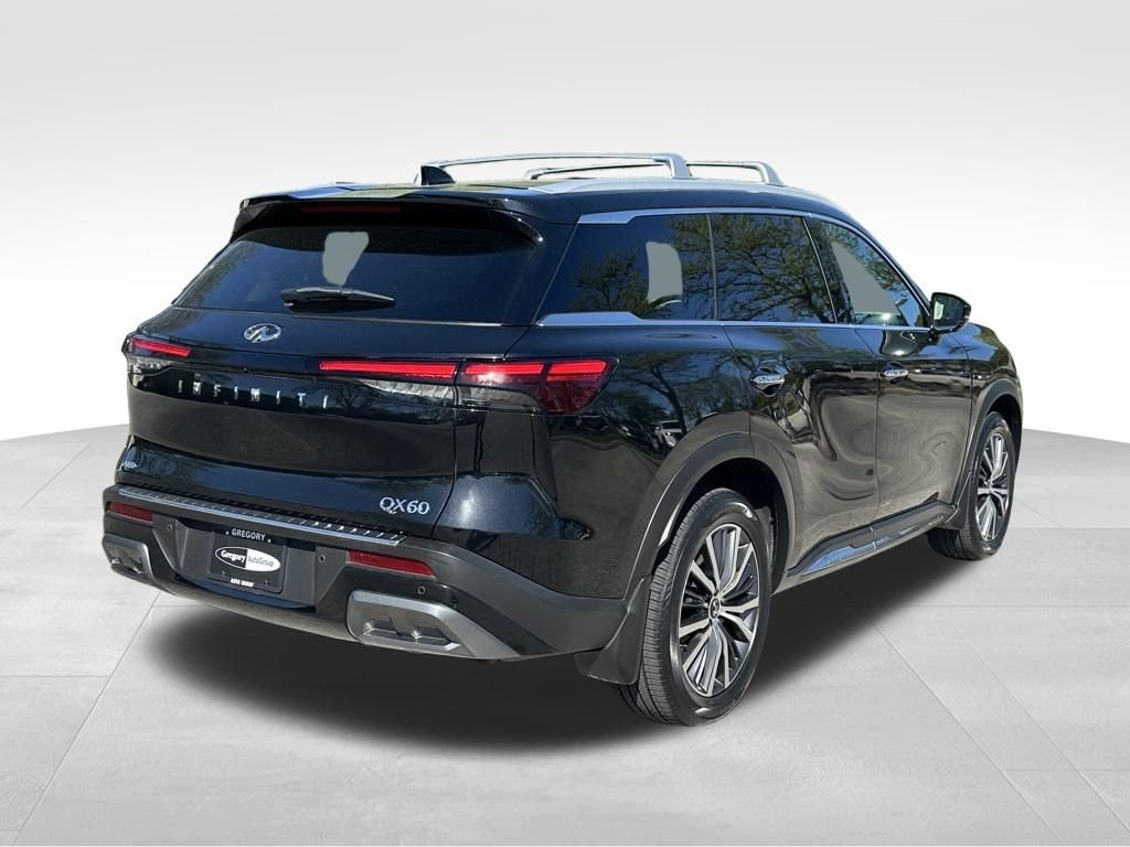 Used 2023 Black INFINITI Sensory image 8