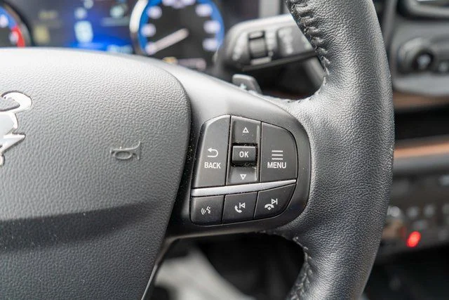 Used 2021 Silver Ford Badlands image 24