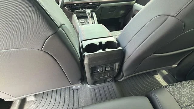 Used 2024 Sterling Gray Metallic Chevrolet Z71 image 20