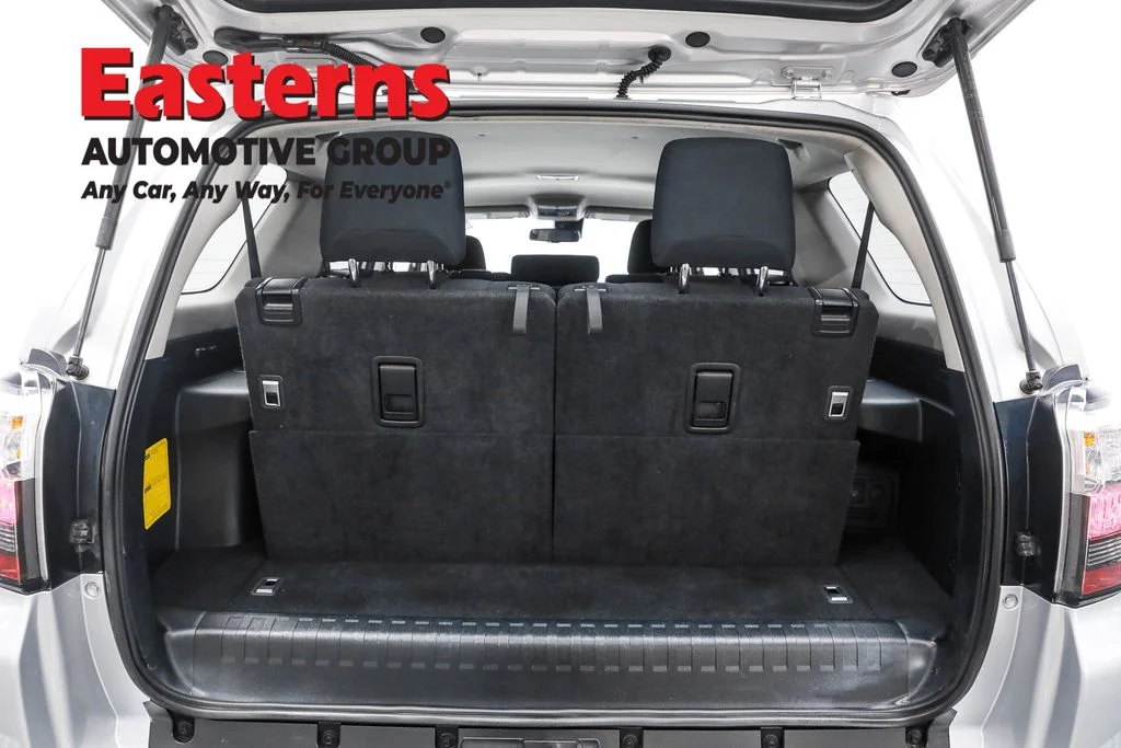 Used 2024 Silver Toyota SR5 image 9