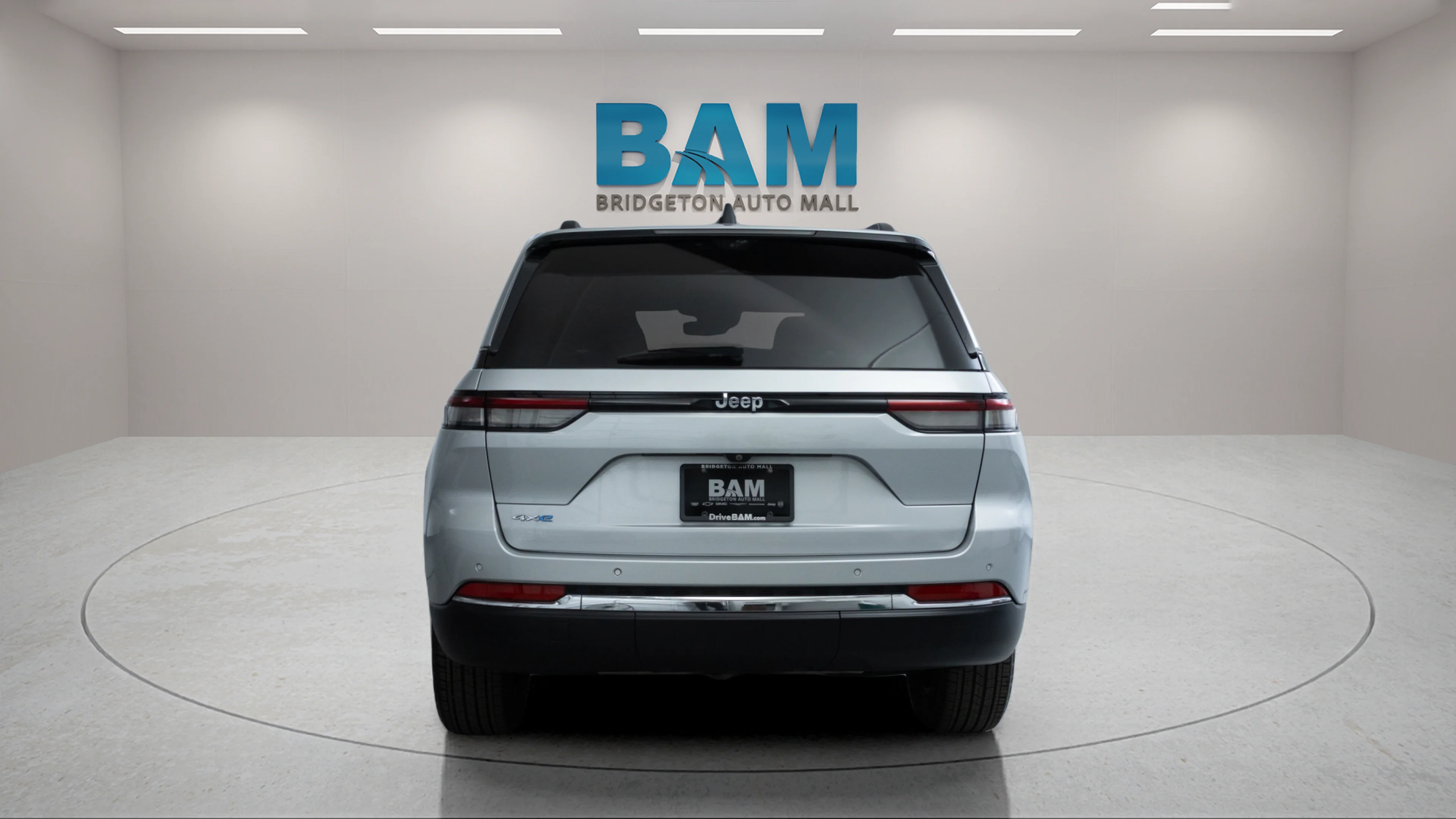 Used 2023 Silver Zynith Jeep  image 6