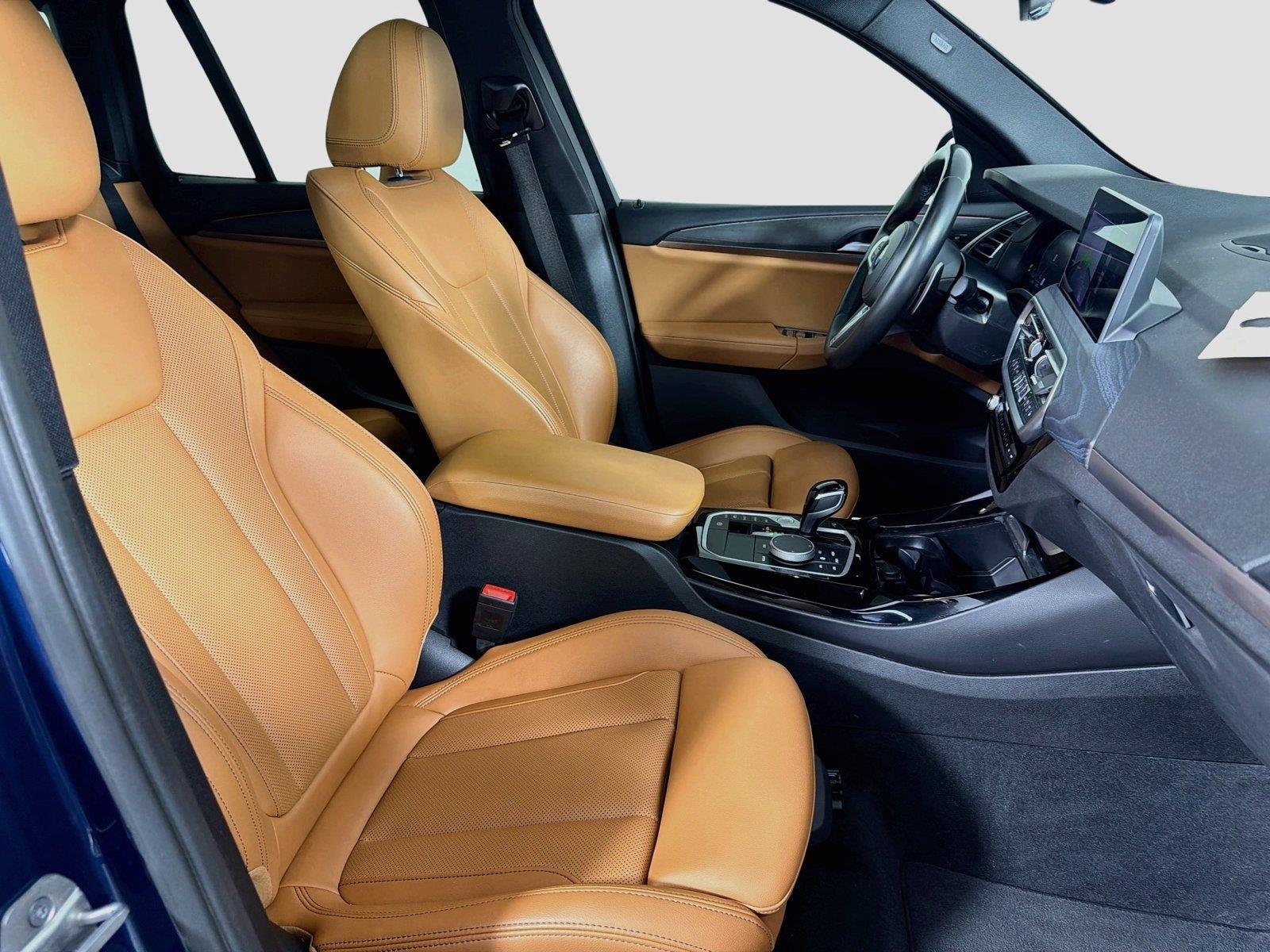 Used 2022 Phytonic Blue Metallic BMW xDrive30i image 29