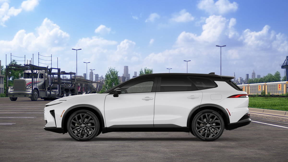 New 2026 Oxygen White with Black roof Toyota Limited image 12