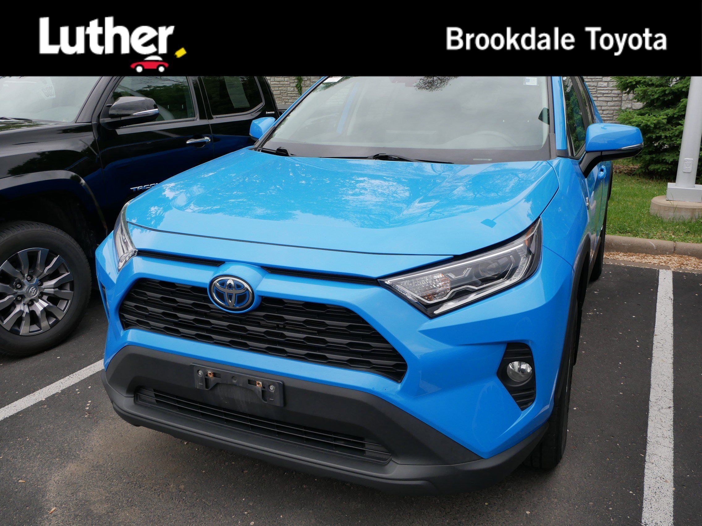 2021 Toyota RAV4 Hybrid XLE AWD's photo