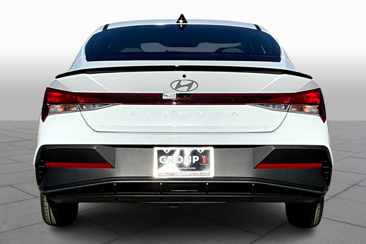 New 2026 Serenity White Hyundai SEL Sport image 4